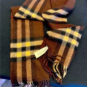 Burberry cashmere scarf… living in a warm state this has gone unworn…